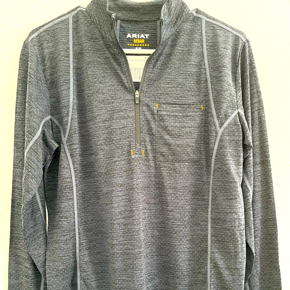 Womens Ariat Rebar Revilt 1/2 zip size medium